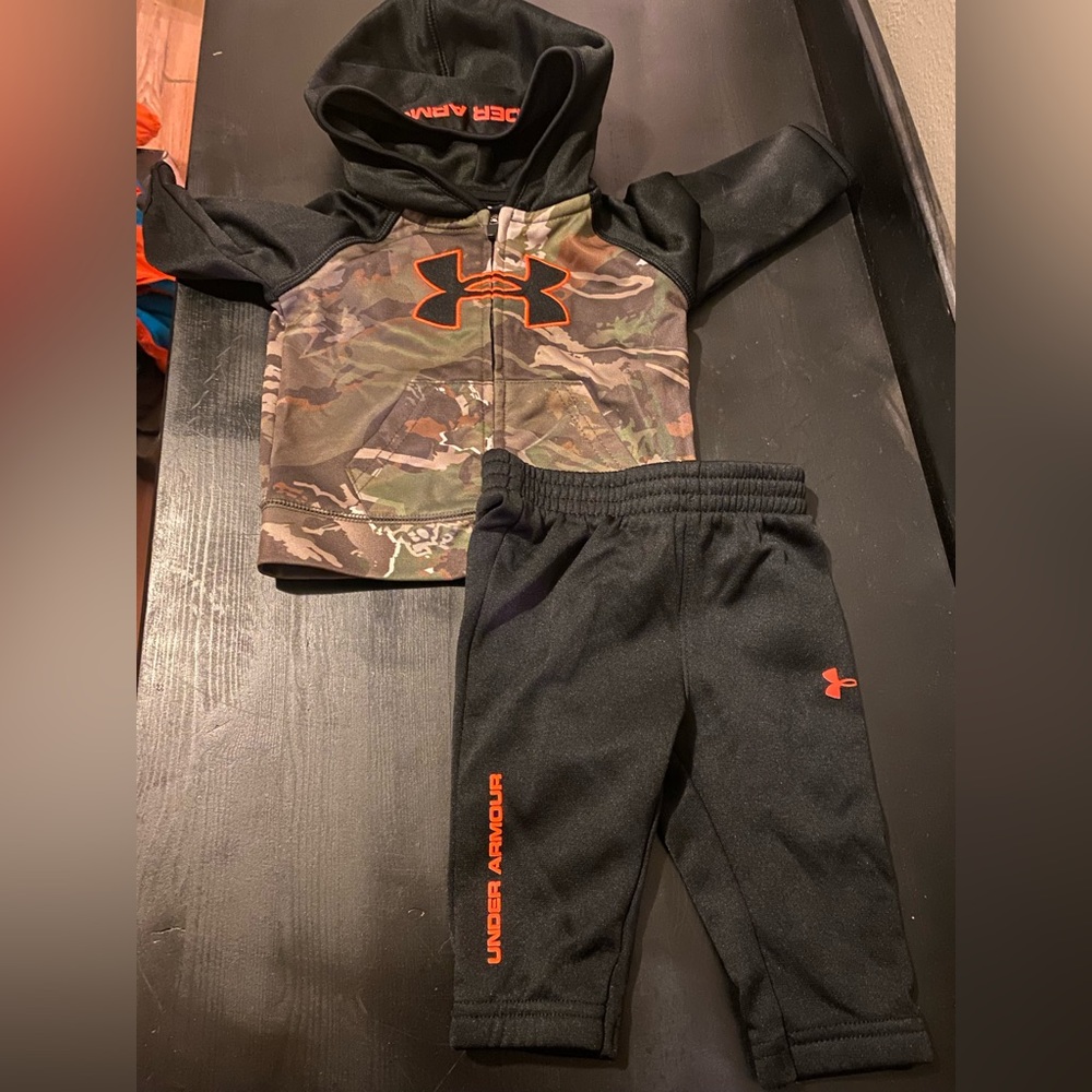 UA boys outfit